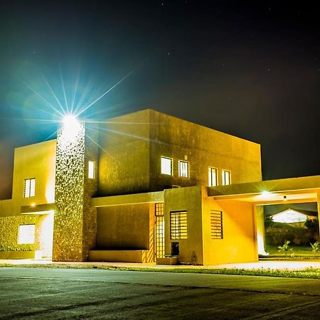 San José de Chiquitos El Suto Apart Hotel מראה חיצוני תמונה